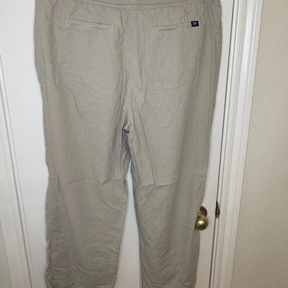 GAP Beige Linen Blend Pull On Pants Cropped Coastal Minimalist Resort Large